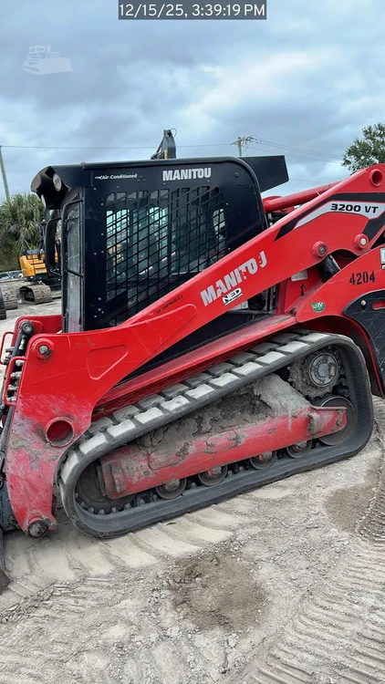 Used 2023 MANITOU 3200VT Compact Track Loaders Florida US | National Equipment Dealers #1422748
