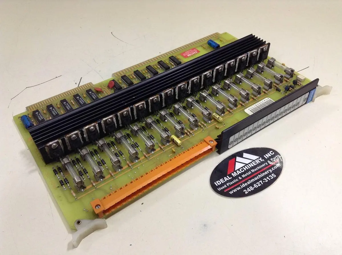 USED CINCINNATI MILACRON 3-531-4479A