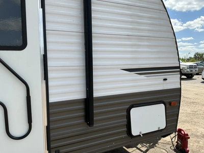 Used 2019 PRIME TIME NAVI 16FQ Campers, Caravans, Motorhomes Michigan US | Miedema Asset Management Group #1341094