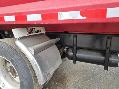 USED 2013 PETERBILT 365