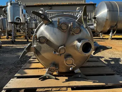 Tank, 26 Gallon (100 Liter), Precision Stainless, Clamped Top, Stainless Steel, #5991471