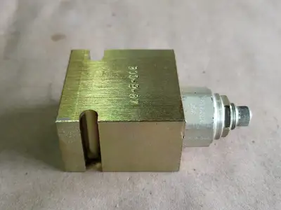 NEW PARKER B10-2-8T