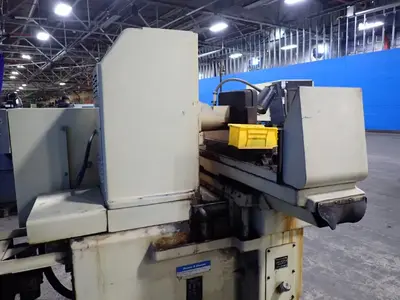 USED BROWN AND SHARPE 824 MICROMASTER