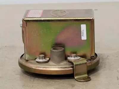 NEW DWYER INSTRUMENTS 1910-1