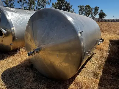 Tank, 1,500 Gallon, Stainless Steel, Vertical, Cherry-Burrell #5991406
