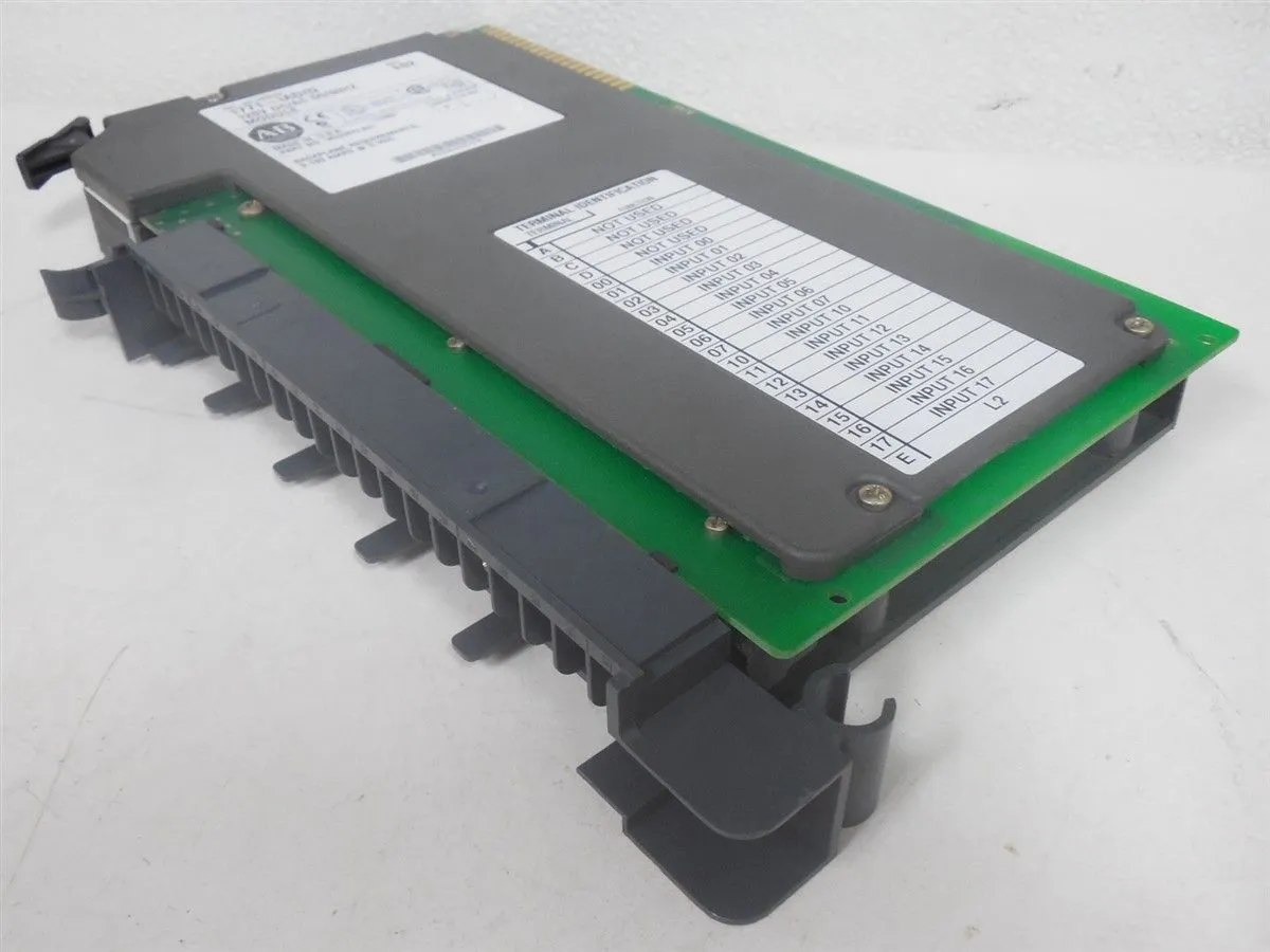Allen Bradley 1771-IAD/D 120V DC/AC Input Module Rev. E02 Used