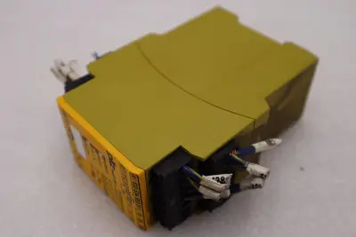 PNOZ X8P PILZ 24VDC SAFETY RELAY, PNOZX8P STK H1440