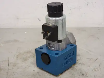 NEW MANNESMANN REXROTH M-3 SEW 10 C13/ 630 M G24 N9K4