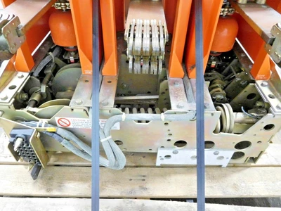 Used GE VB 7.2-500-3 Circuit Breakers Ohio US | Equipment Recovery Corp. #1331013