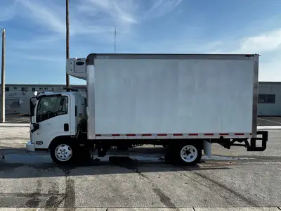 Used 2017 ISUZU NPR XD Reefer Trucks Florida US | Truck and Van Outlet #1509162