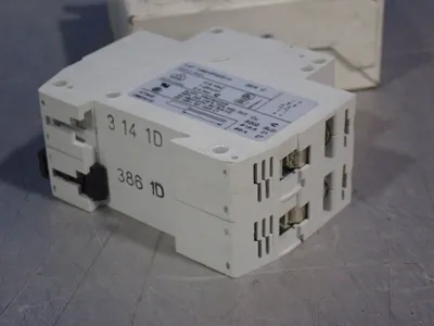 USED ALLENBRADLEY 1492SP2D010
