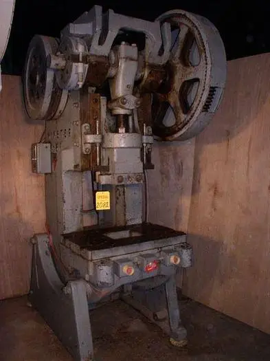 60 Ton Minster #6 O.B.I. Press; Mechanical Clutch; S/N 6-B553