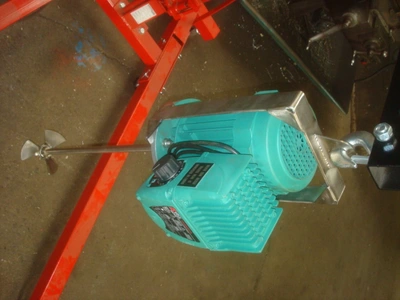 R-B Clamp On Stirrer 0.75 kW V/Speed 1Ph