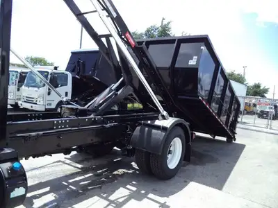 Used 2019 INTERNATIONAL _UNKNOWN_ Hooklifts & Roll-Offs Florida US | TLC Truck & Equipment #1568913