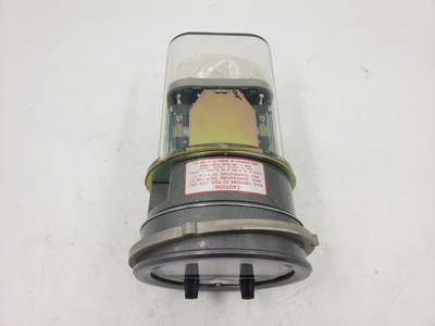 USED Dwyer 3015