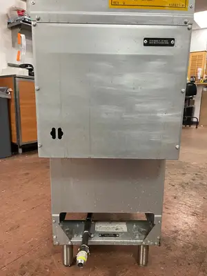 Used Vulcan Used Vulcan 1VEG35M-1 Natural Gas 35-40 lb. Floor Fryer with Millivolt Controls - 70,000 BTU Cookers / Coolers / Fryers Illinois US | Falcon Restaurant Supply #1375782