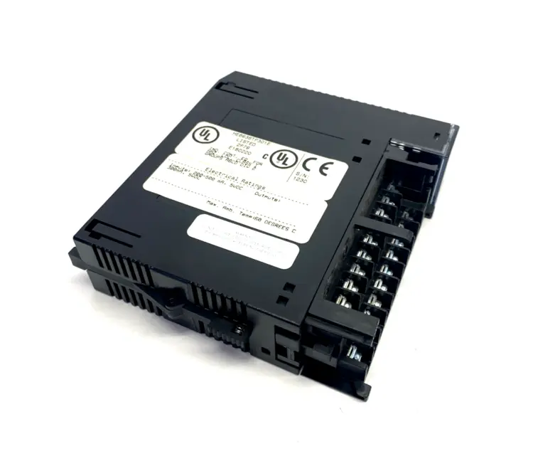Used GE FANUC HE693STP301E Industrial Controls | Maverick Industrial Sales #1101186