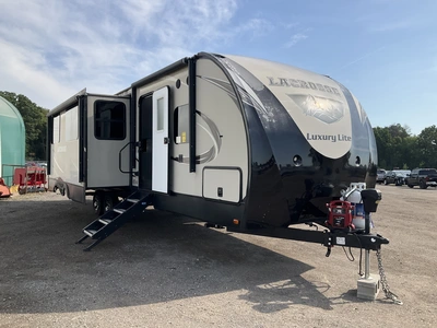 Used 2017 FOREST RIVER LACROSSE Campers, Caravans, Motorhomes Michigan US | Miedema Asset Management Group #1411189
