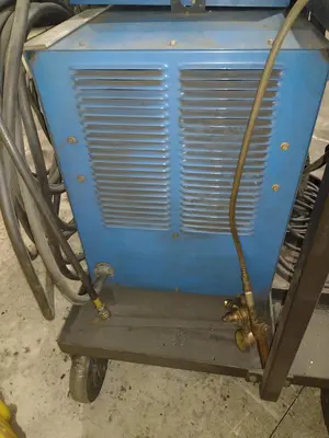 MILLER MODEL #SYNCROWAVE 250 AC/DC WELDER & RADIATOR-1 CHILLER: YOBRO #24819