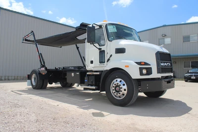 New | in-Stock 2025 MACK MD6 Hooklifts & Roll-Offs Texas US | Roll Off Truck World #1491879