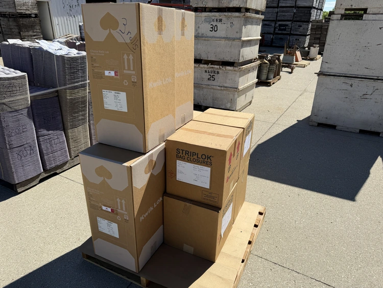 Used _UNKNOWN_ _UNKNOWN_ Bag Machine Accessories Michigan US | Miedema Asset Management Group #1287595