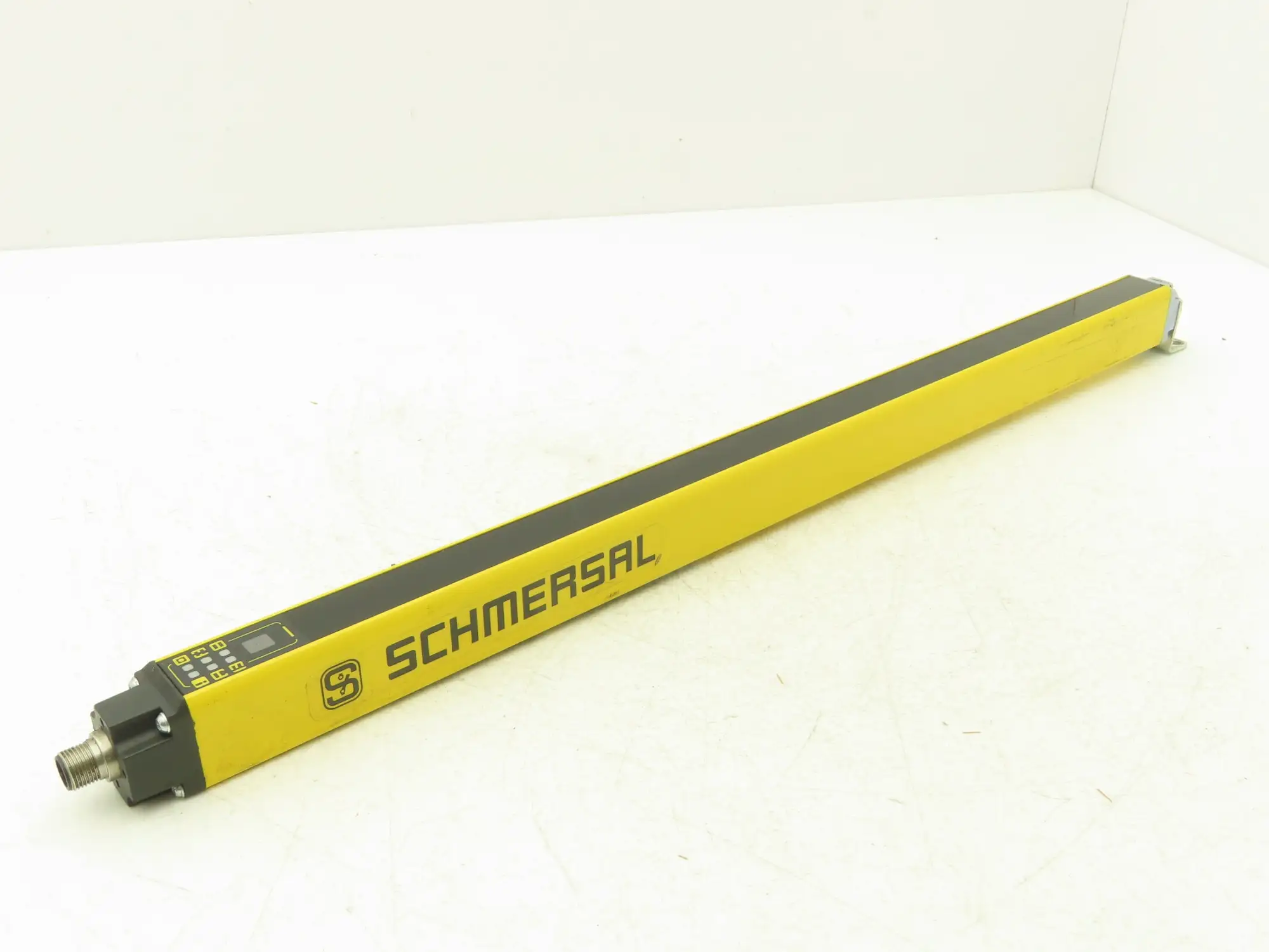 Schmersal SLC440-R-0490-14-01 Safety Light Curtain Receiver
