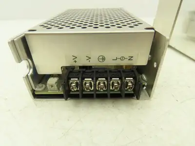Omron S8JX-N10024CD Power Supply In 100-240VAC Out 24VDC 4.5A DIN Rail Lot of 2