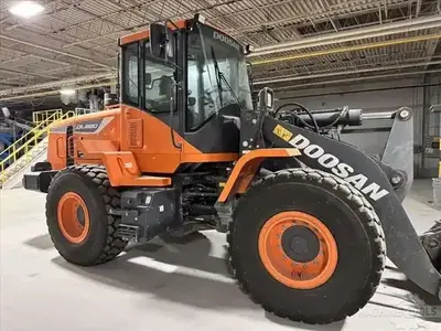 USED DOOSAN DL220-5