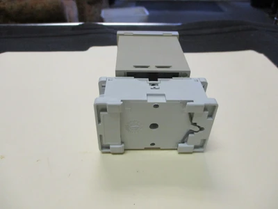 USED Omron Corporation H3CR-A8