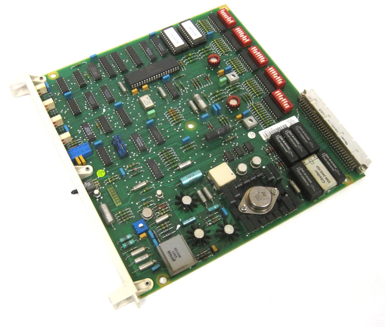 USED ABB YL681001-AF PC BOARD QHFT-200F, YL681001AF