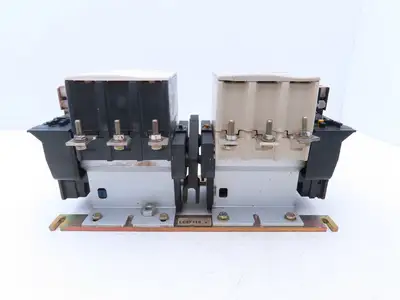Telemecanique LC2F115 Motor Starter Reversing Contactor 80kW 1000V 110V Coil