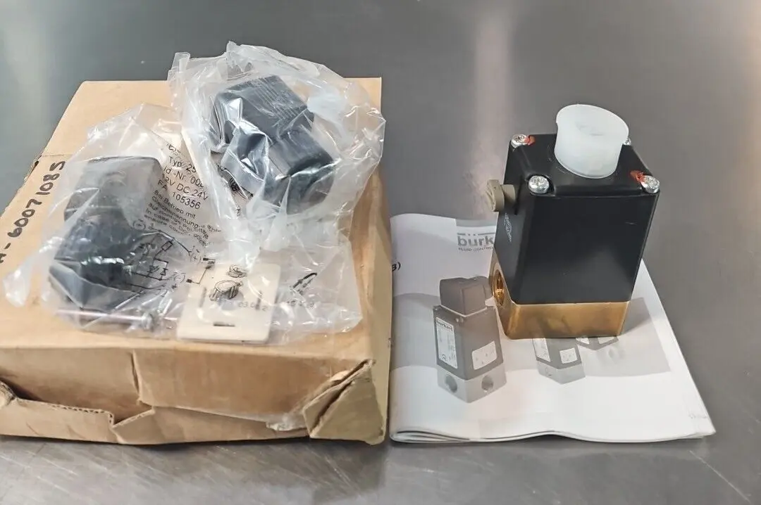 Burkert 0330 Solenoide Valve 24V 8W PNO-10bar loc5C20