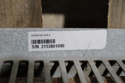 ABB ACH550-UH-125A-4 AC DRIVE 550 SERIES 3 PHASE 380-480 V AC STOCK HP143