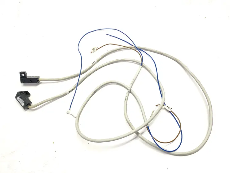 Used SMC PNEUMATIC CYLINDER REED SENSOR SWITCH LOT OF 2 Proximity Sensors Michigan US | Maverick Industrial Sales #1092890