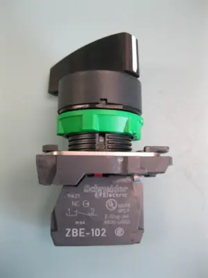 NEW Schneider Electric ZBV-G1