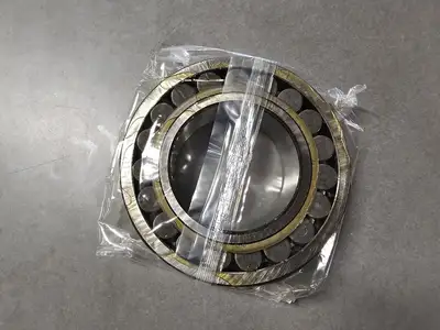 NEW SKF 22220 E