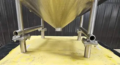 Used 100 Gallon Tank, Stainless Steel, Insulated 🔴 Liquidation Sale – All Offers Considered