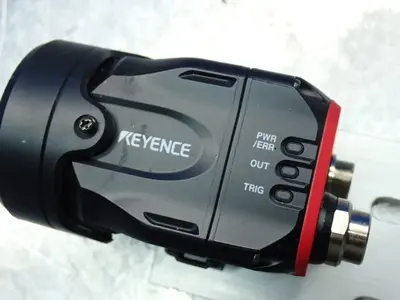 USED KEYENCE IV500CA
