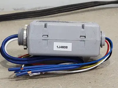NEW LEVITON OPP20-0D2