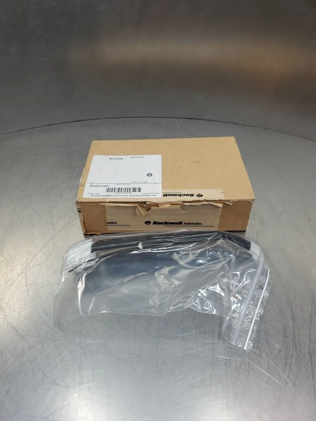 Rockwell Automation 20-PP11007 BULLETIN Cable. 5D-16