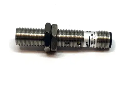 USED BALLUFF CAPACITIVE SENSOR CYLINDRICAL M12 HOUSE SN = 4MM