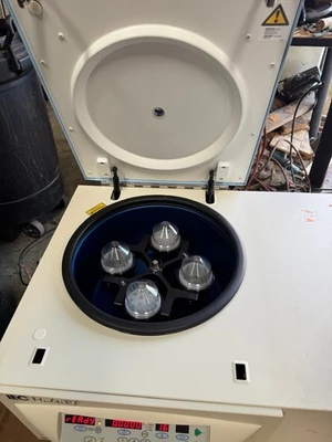 Thermo IEC 120 Multi RF Refrigerated Centrifuge