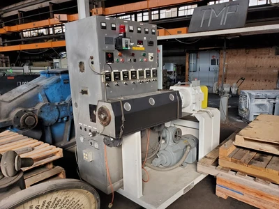 Sterling Plastic Extruder 2"