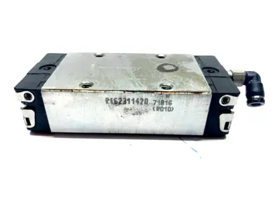 USED BOSCH BOSCH LINEAR BEARING BLOCK