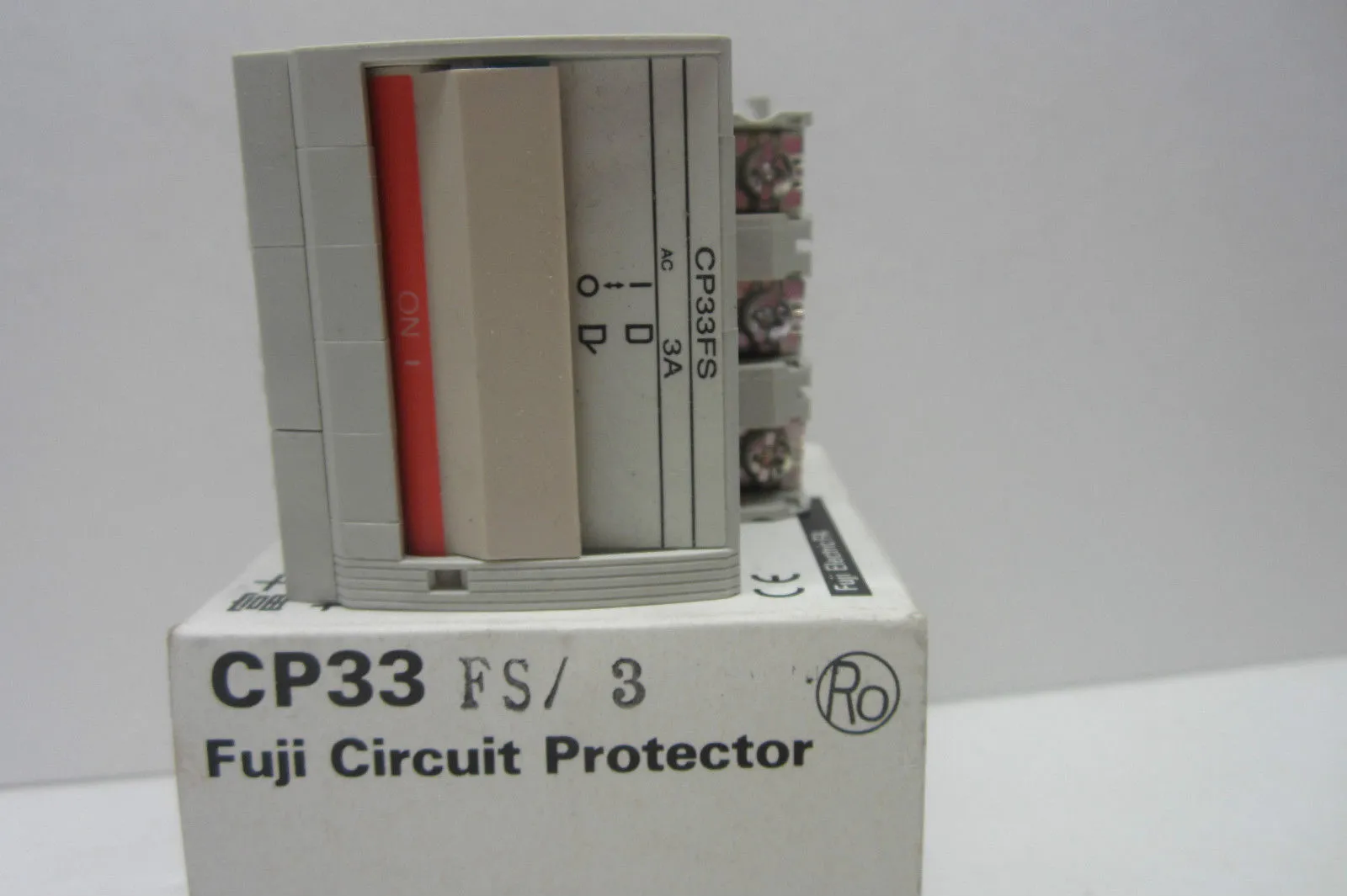NEW FUJI ELECTRIC CP33 FS/3 CIRCUIT PROTECTOR CP33FS3