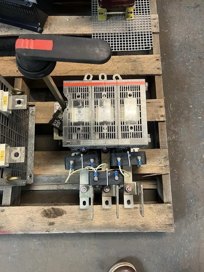 Used ABB OESA-400D3PL Miscellaneous Equipment (Electrical & Power) Ohio US | Surplus Asset Holdings #1208898
