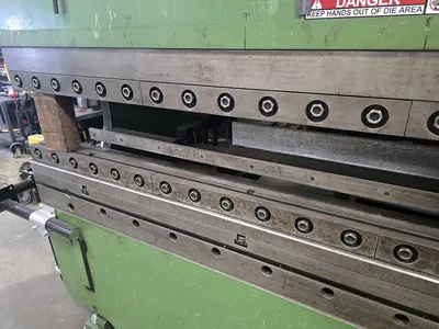 USED 1987 Cincinnati AS90X10