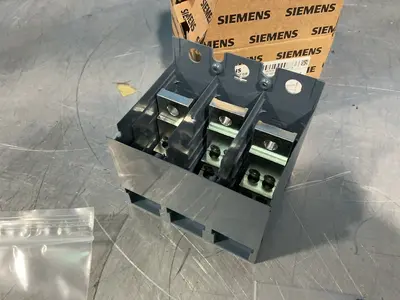 Used SIEMENS 3VA92430JF68 Circuit Breaker Parts Ohio US | HGR 24 #1478020