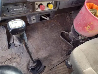 USED 1995 KENWORTH T800