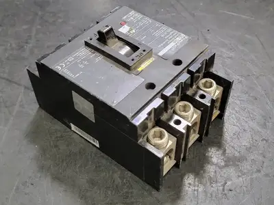 USED SQUARE D QDL32100